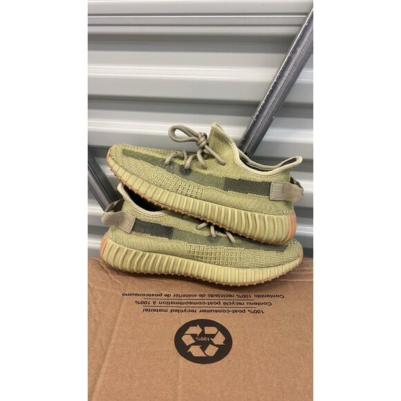 adidas Yeezy Boost 350 V2 Sulfur FY5346 Men Size 9 Worn Once No Original Box - Picture 1 of 10